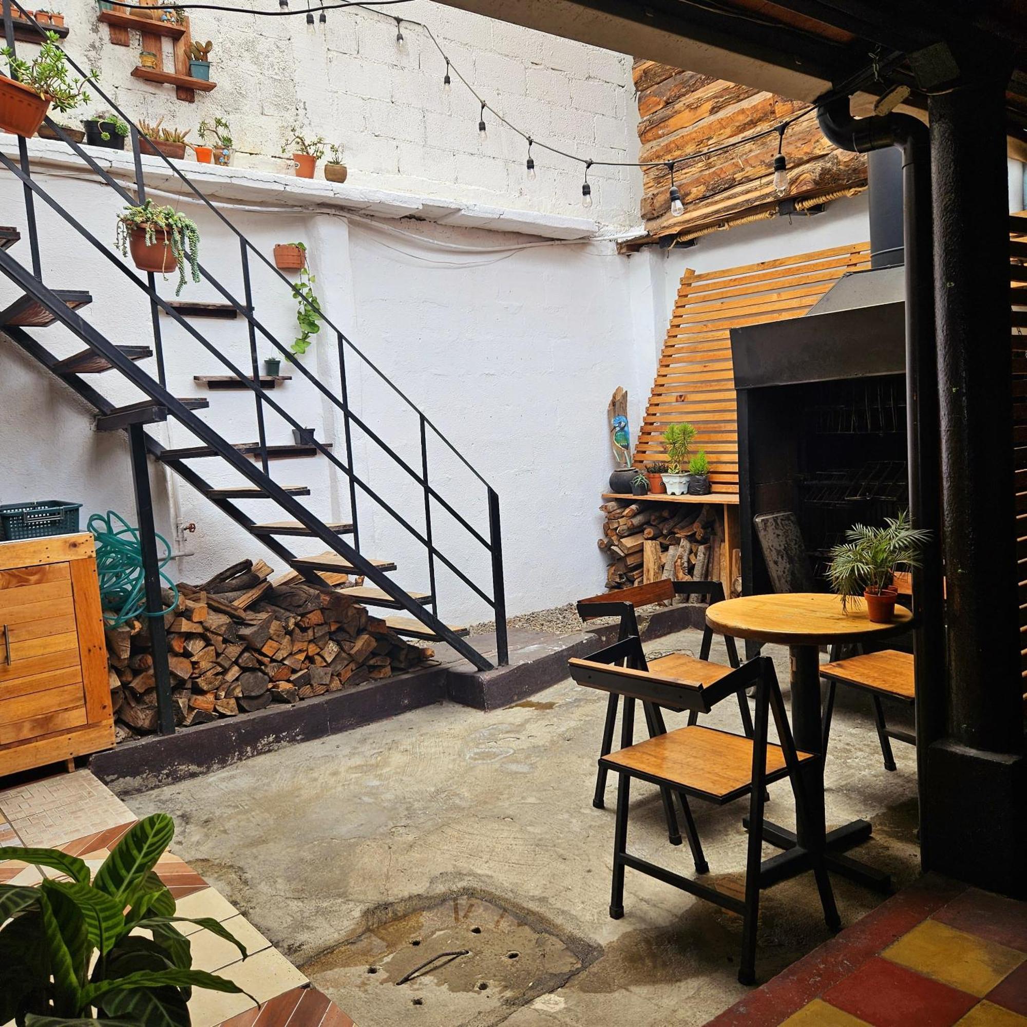 Cermeno'S House Hotel Antigua Екстериор снимка