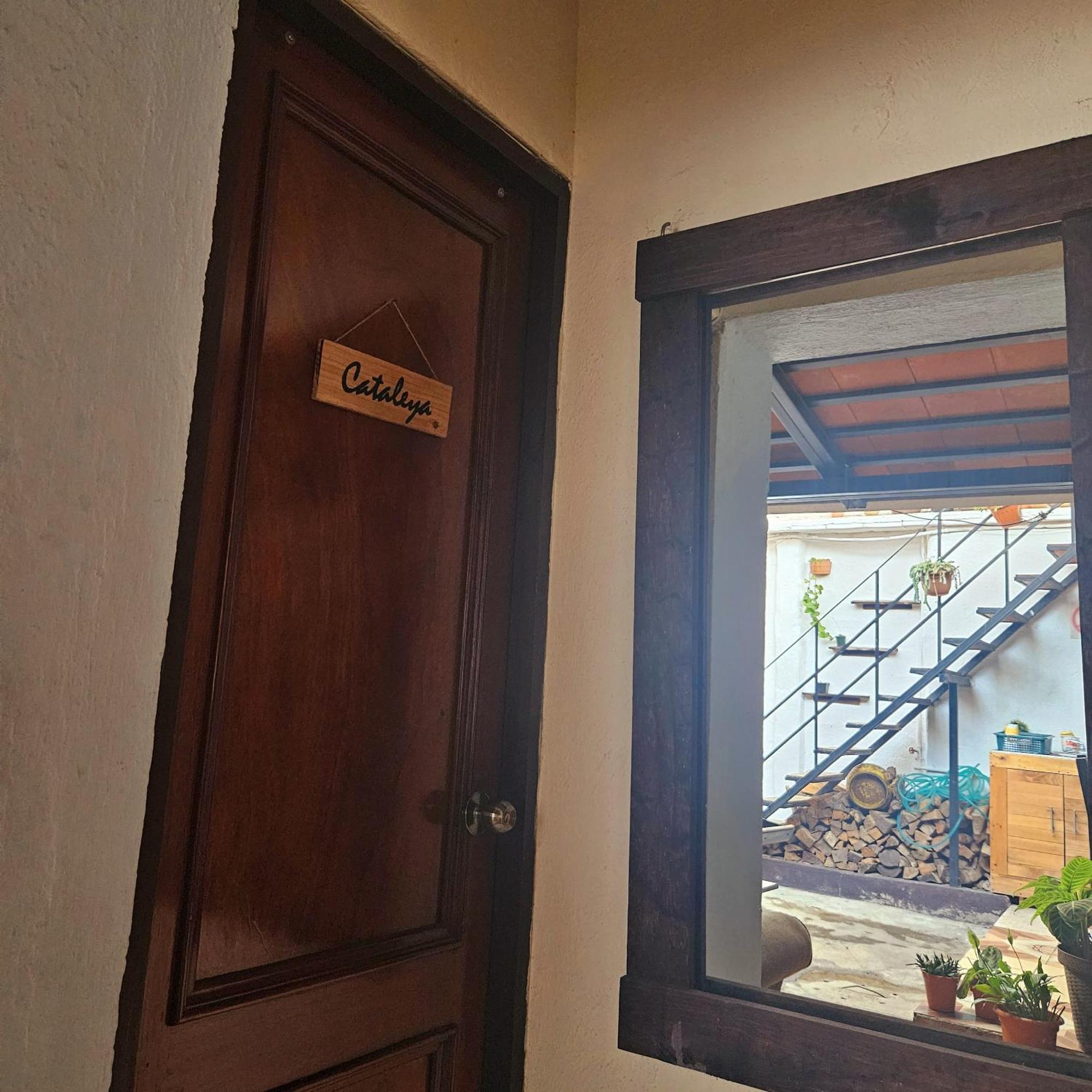 Cermeno'S House Hotel Antigua Екстериор снимка