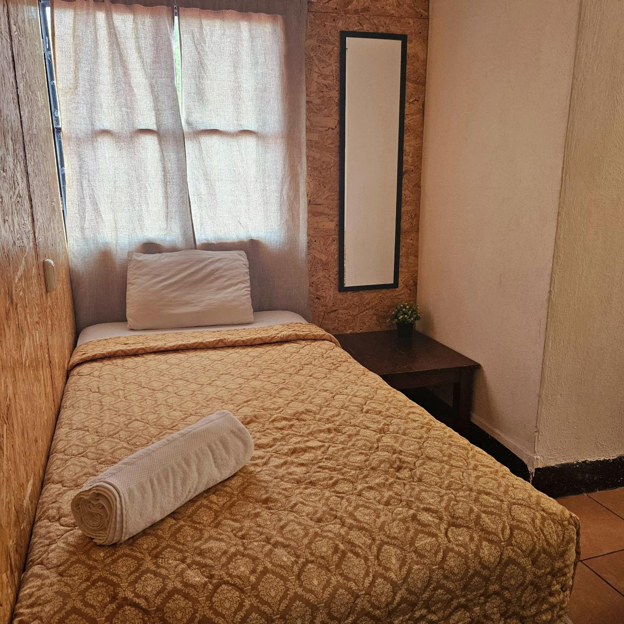 Cermeno'S House Hotel Antigua Екстериор снимка