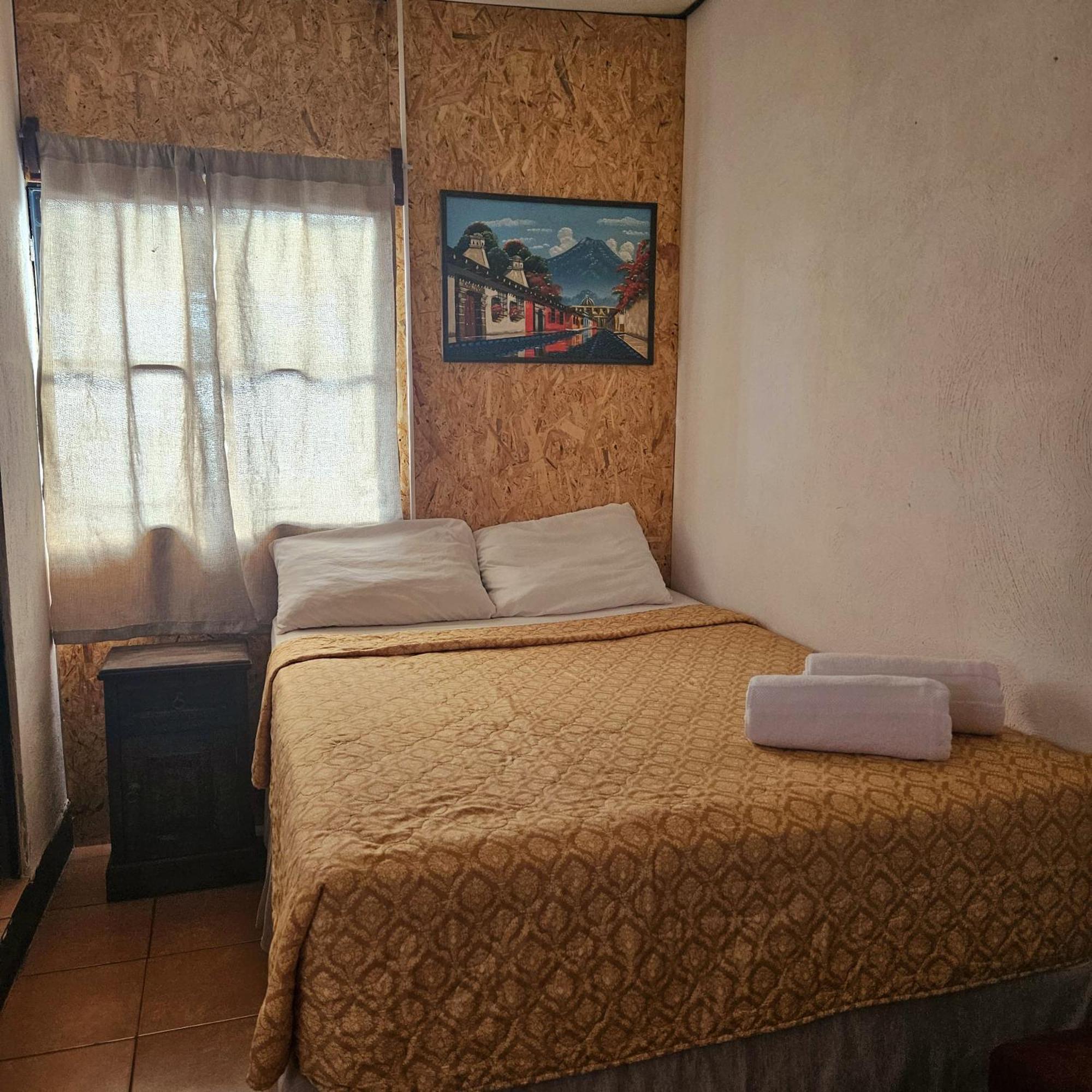 Cermeno'S House Hotel Antigua Екстериор снимка
